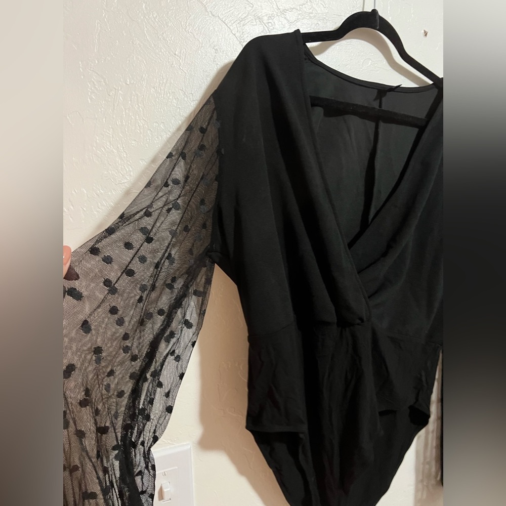 SHEIN Plus Plunging Neck Dobby Mesh Lantern Sleeve Bodysuit